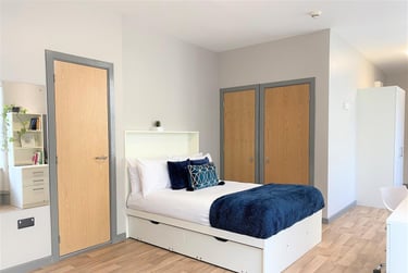 1 bed studio, College Square East, Holylands, Belfast, BT16DJ - Image 4